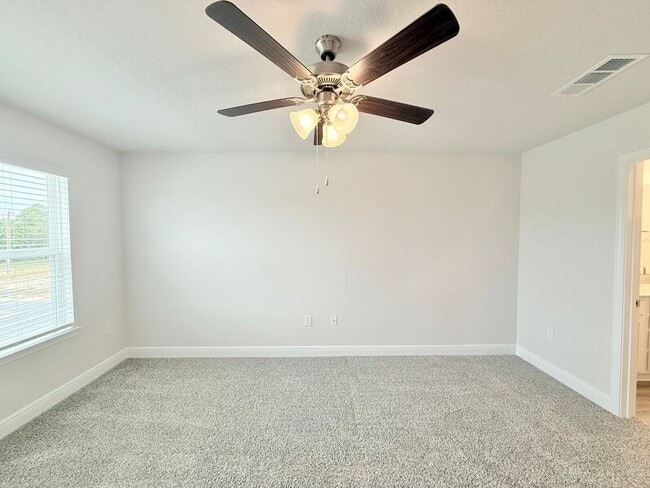 Building Photo - 2595 Cliff Hollow Cir