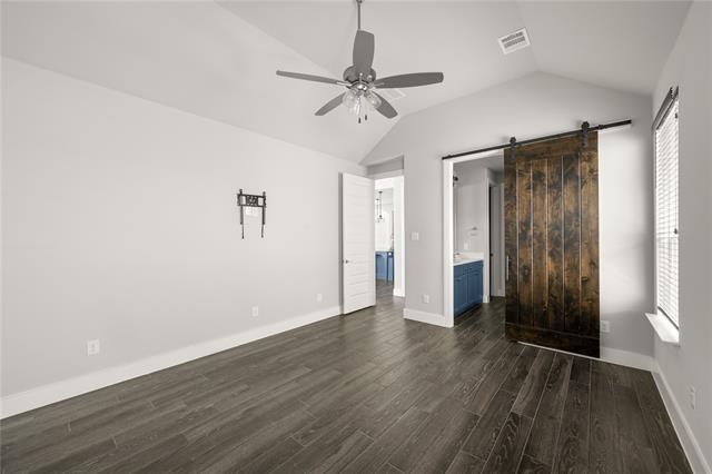 Building Photo - 912 Pearl Pl