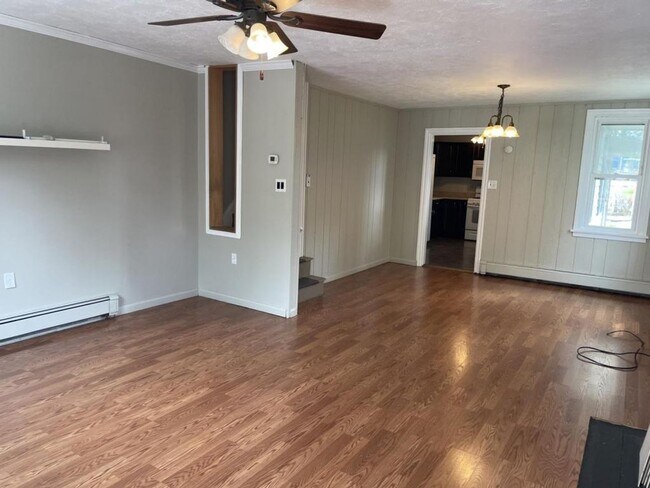Building Photo - 3 Bedroom 1 Bath in Carlisle, PA!