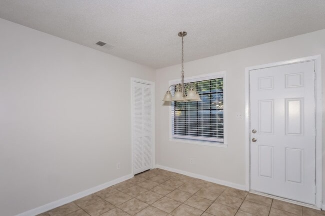 Building Photo - 1441 Sandy Stone Ln