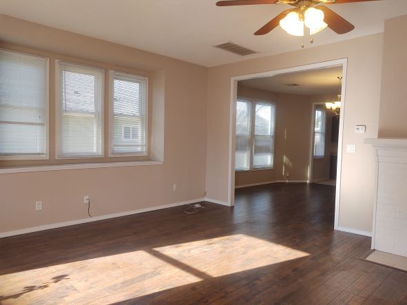 Building Photo - 2819 Tilles Ave