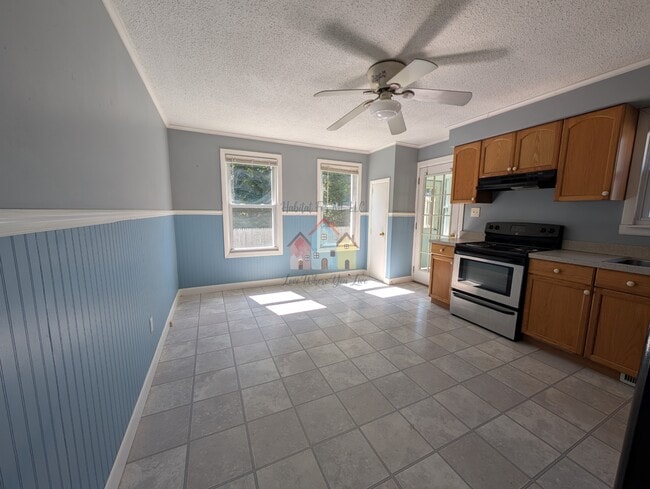 Building Photo - 4 Cone St