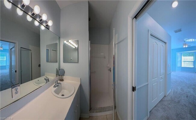 Building Photo - 20653 Country Barn Dr