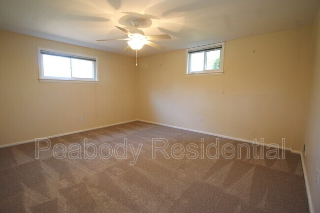 Building Photo - 8504 Wagon Wheel Rd