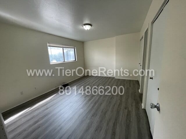 Building Photo - NO DEPOSIT option available for qualified ...