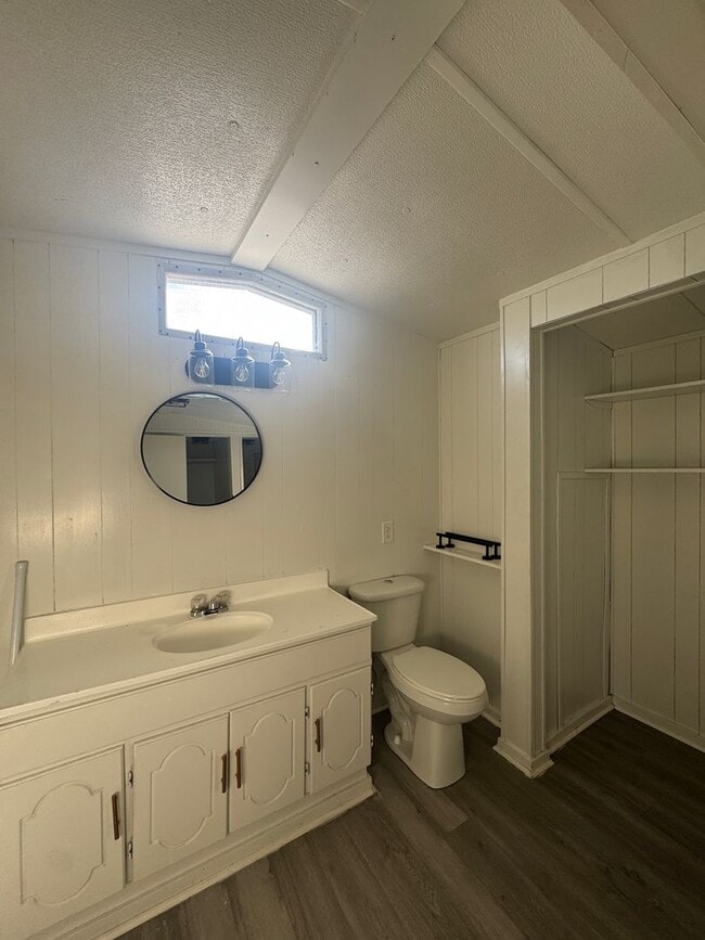 Building Photo - Rental Property