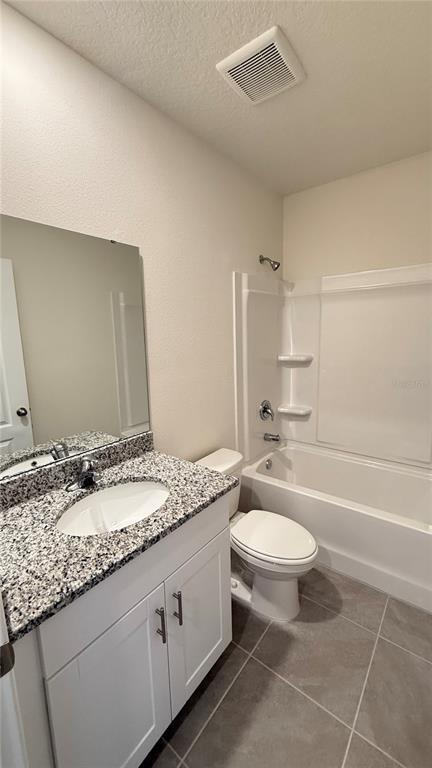 Building Photo - 2114 Gentle Rain Dr