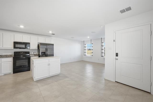 Building Photo - 6739 Coulter Dr