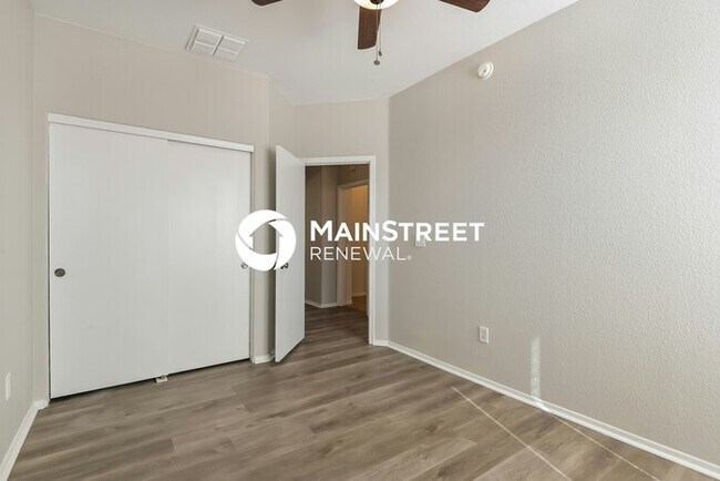 Building Photo - 3 Bedroom Pet-Friendly Home in TUCSON, AZ ...