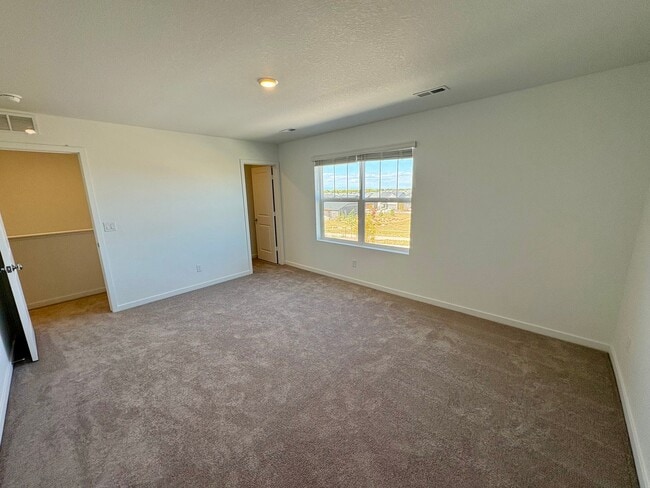 Building Photo - 4 Bed with Office, Brand New Home