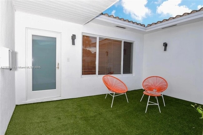 Building Photo - 641 86th St