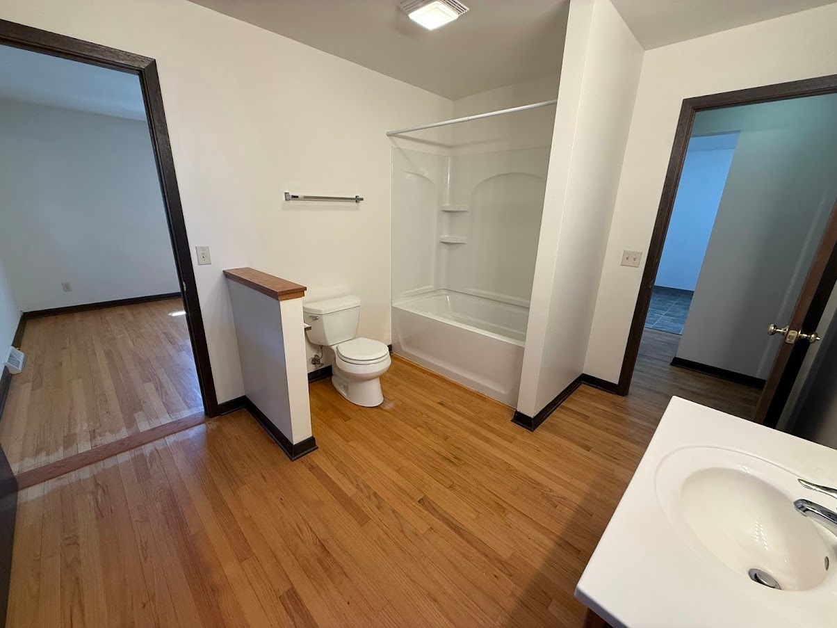 Building Photo - 299 Park St