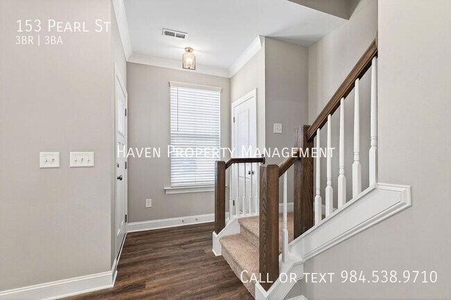 Building Photo - 153 Pearl St