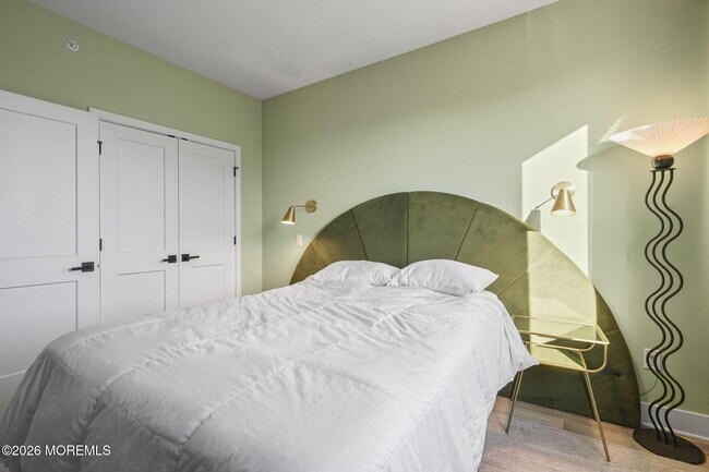 Building Photo - 300 Asbury Ave