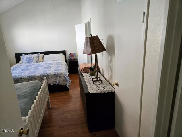 Building Photo - 175 S Allen Ave