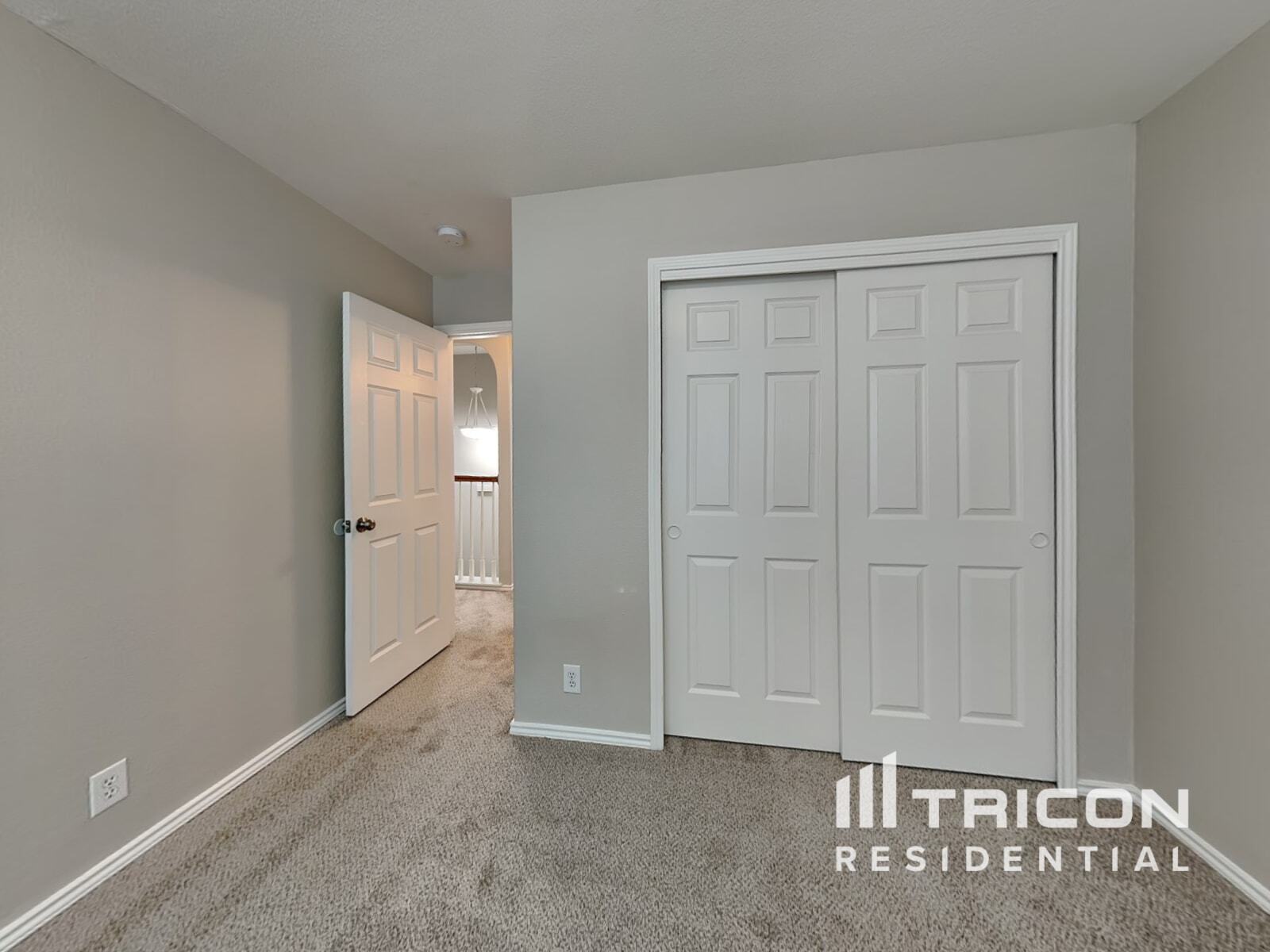 Building Photo - 6902 Shelbyville Ct