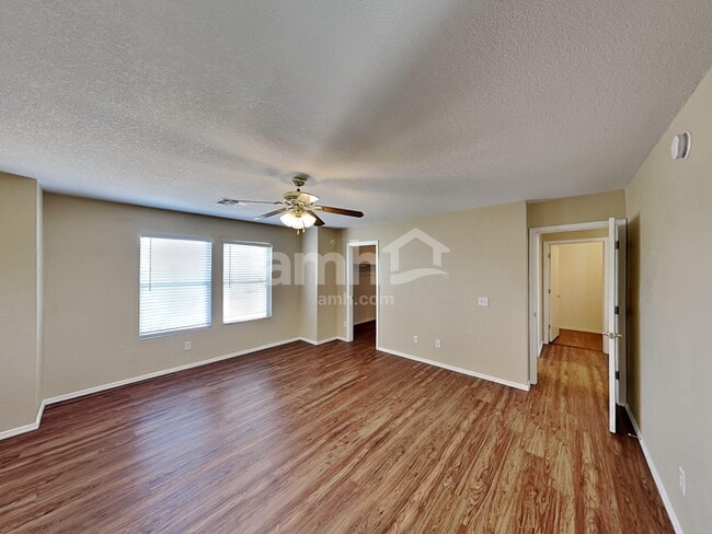 Building Photo - 6179 E Bramble St