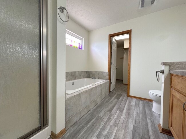 Building Photo - 8621 Lavender Cir