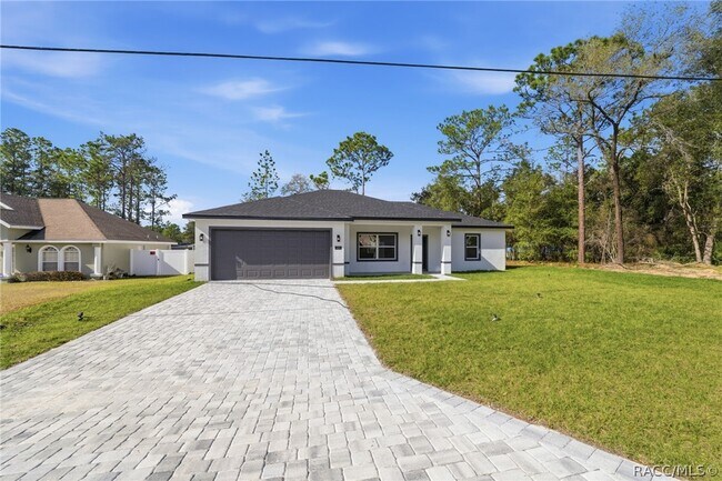 Building Photo - 2275 W Linden Dr