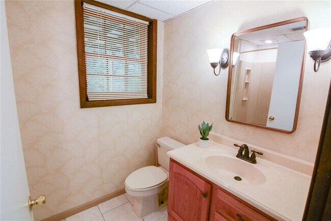 Building Photo - 4156 Westerleigh Ct NW