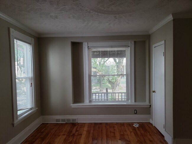 Building Photo - 59 Edmonds St