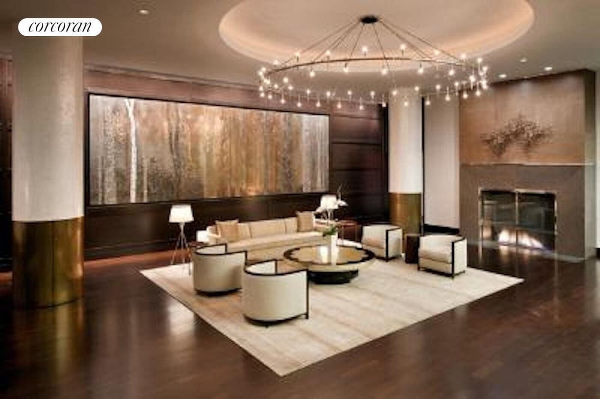 Building Photo - 151 E 85th St