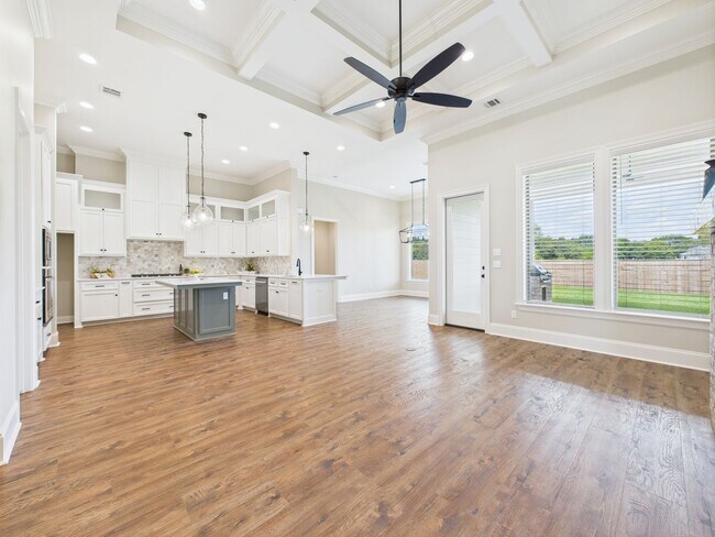 Building Photo - Stunning New Construction 4 Bed 3.5 Bath- ...