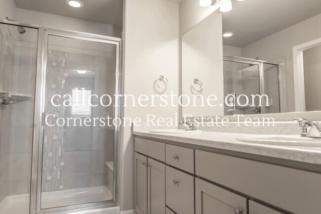 Building Photo - 4215 Samaritan Lp