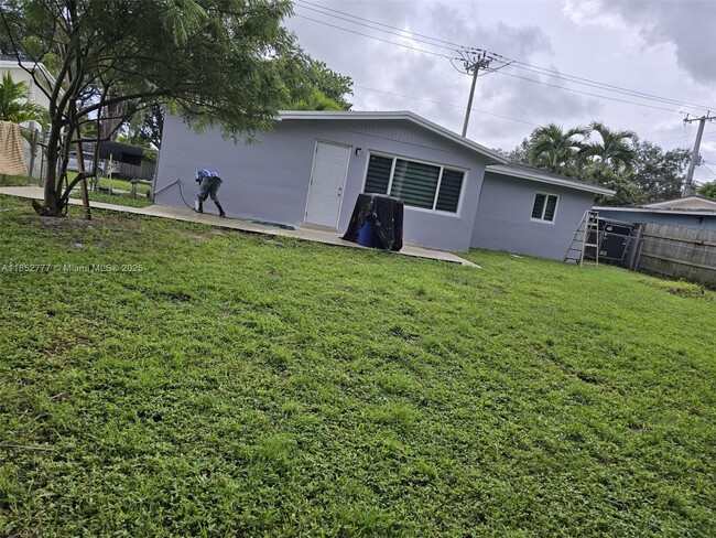 Building Photo - 5189 SW 95th Ave