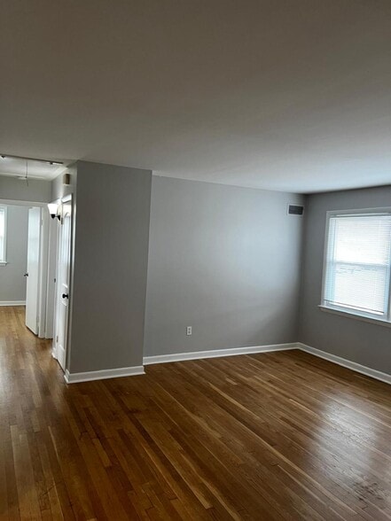 Building Photo - 1138 Shuford Ave