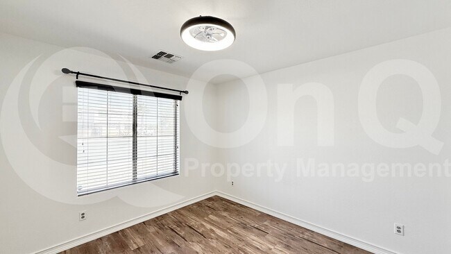 Building Photo - 20784 N Jones Ct