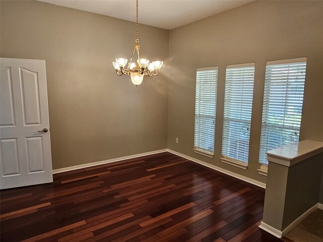 Building Photo - 9506 Rustic Gate Rd