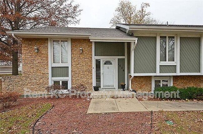 Building Photo - 1524 NE 99th St