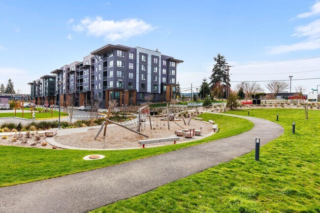 Building Photo - 6901 NE 184th Ln