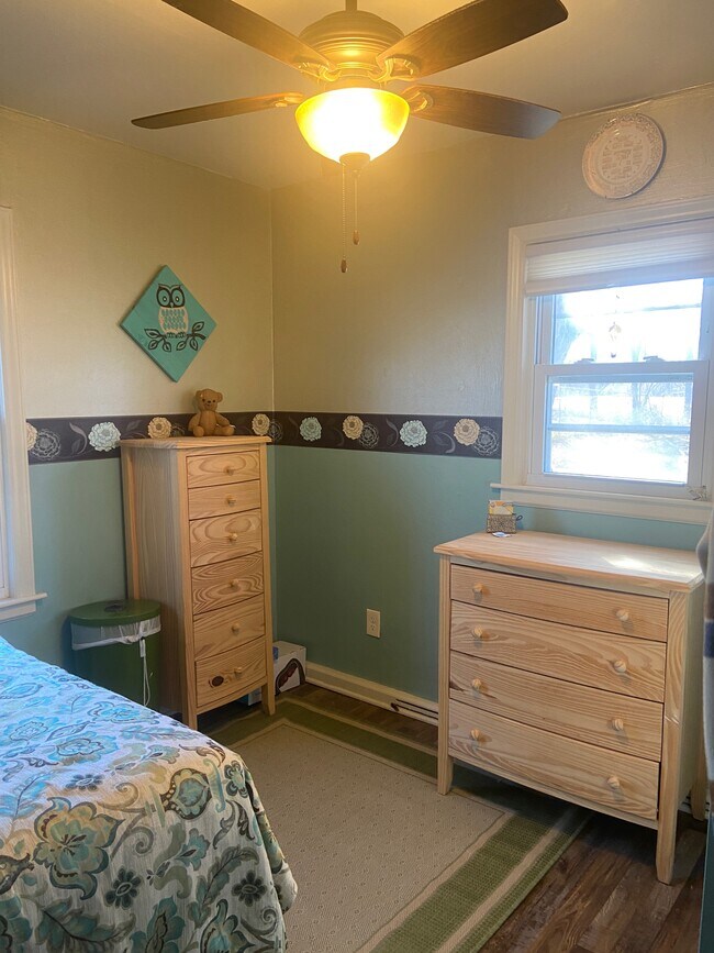 Building Photo - 167 Peacock Walk