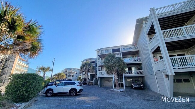Building Photo - 1801 Canal Dr