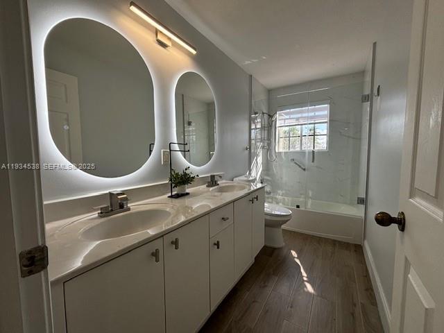 Building Photo - 712 Tulip Cir