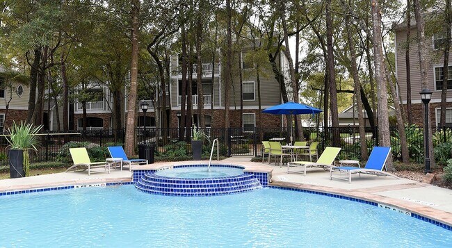 Building Photo - 938 Kingwood Drive Unit 624