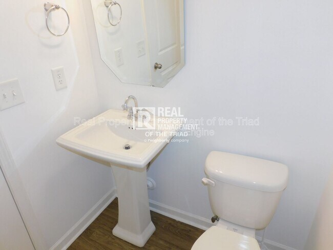 Building Photo - 5013 Red Poll Dr