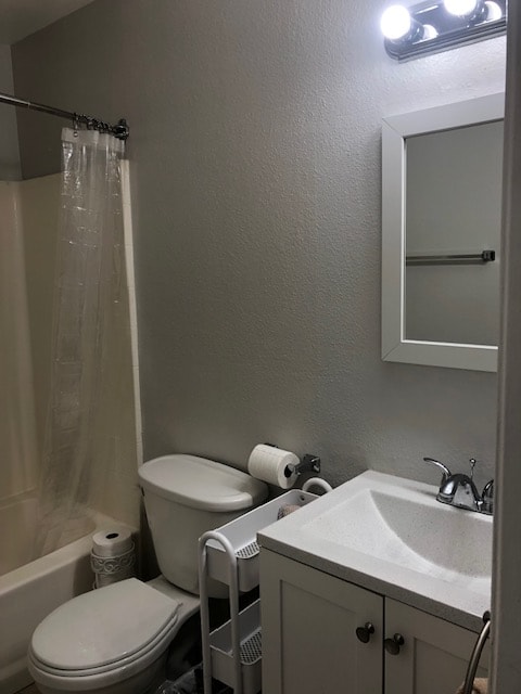 Building Photo - 2507 E 15th St