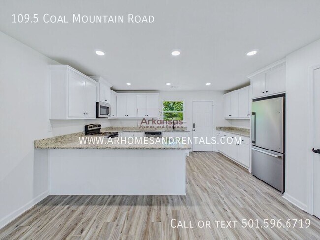 Building Photo - 109.5 Coal Mountain Rd