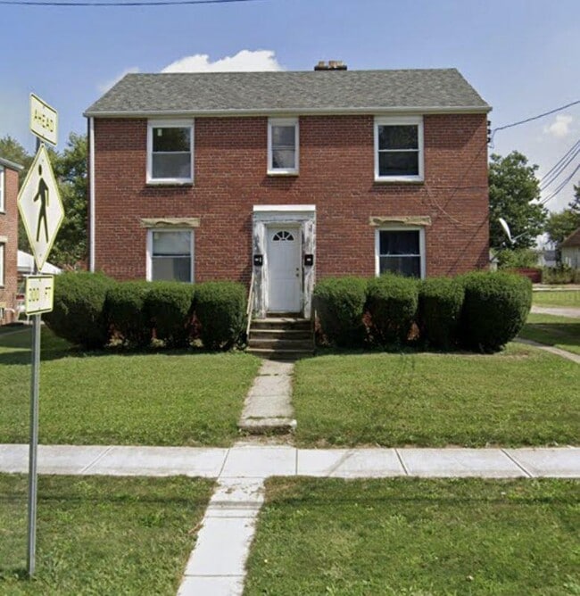 Building Photo - 436 Oak St