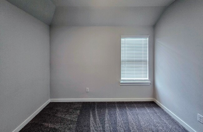 Building Photo - 4812 Grandiose Dr