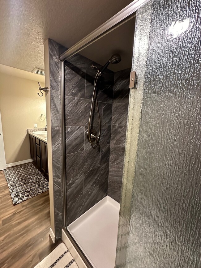 Building Photo - 8075 Cinnamon Ct