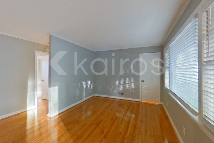 Building Photo - 1703 Morninghill Dr