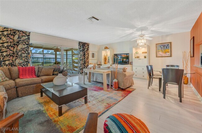 Building Photo - 83 Glades Blvd