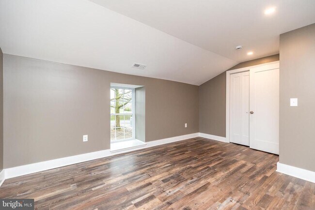 Building Photo - 4844 Old Easton Rd