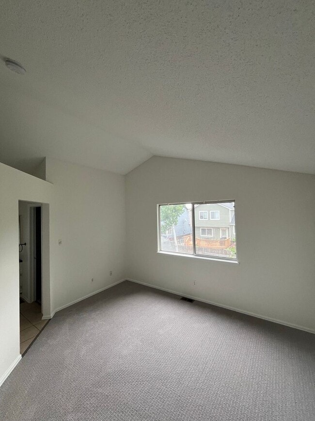 Building Photo - 13130 Umatilla St