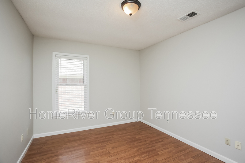 Building Photo - 7883 Freehold Dr