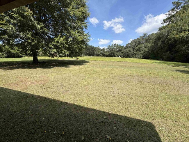 Building Photo - 5256 Quail Valley Rd